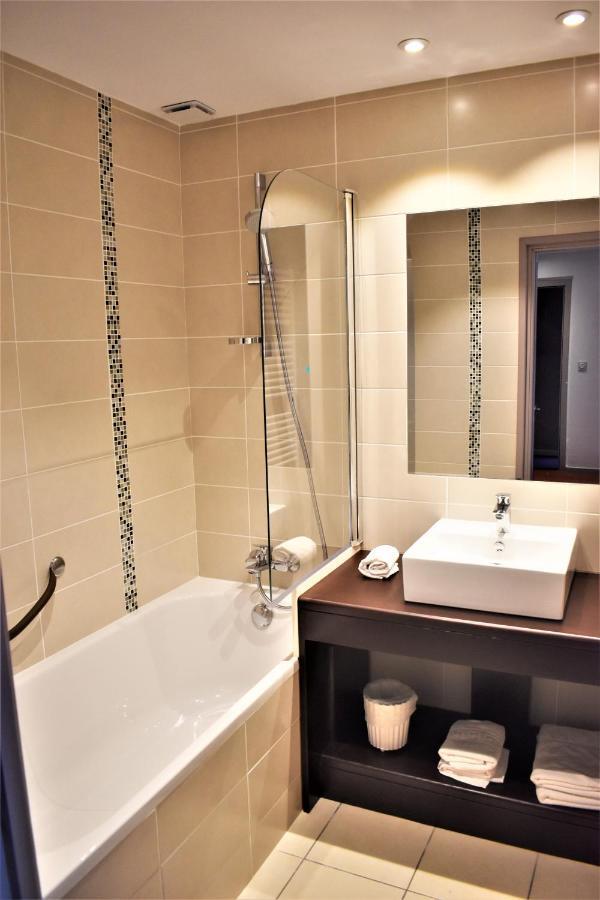 Hotel Corrieu La Llagonne ภายนอก รูปภาพ