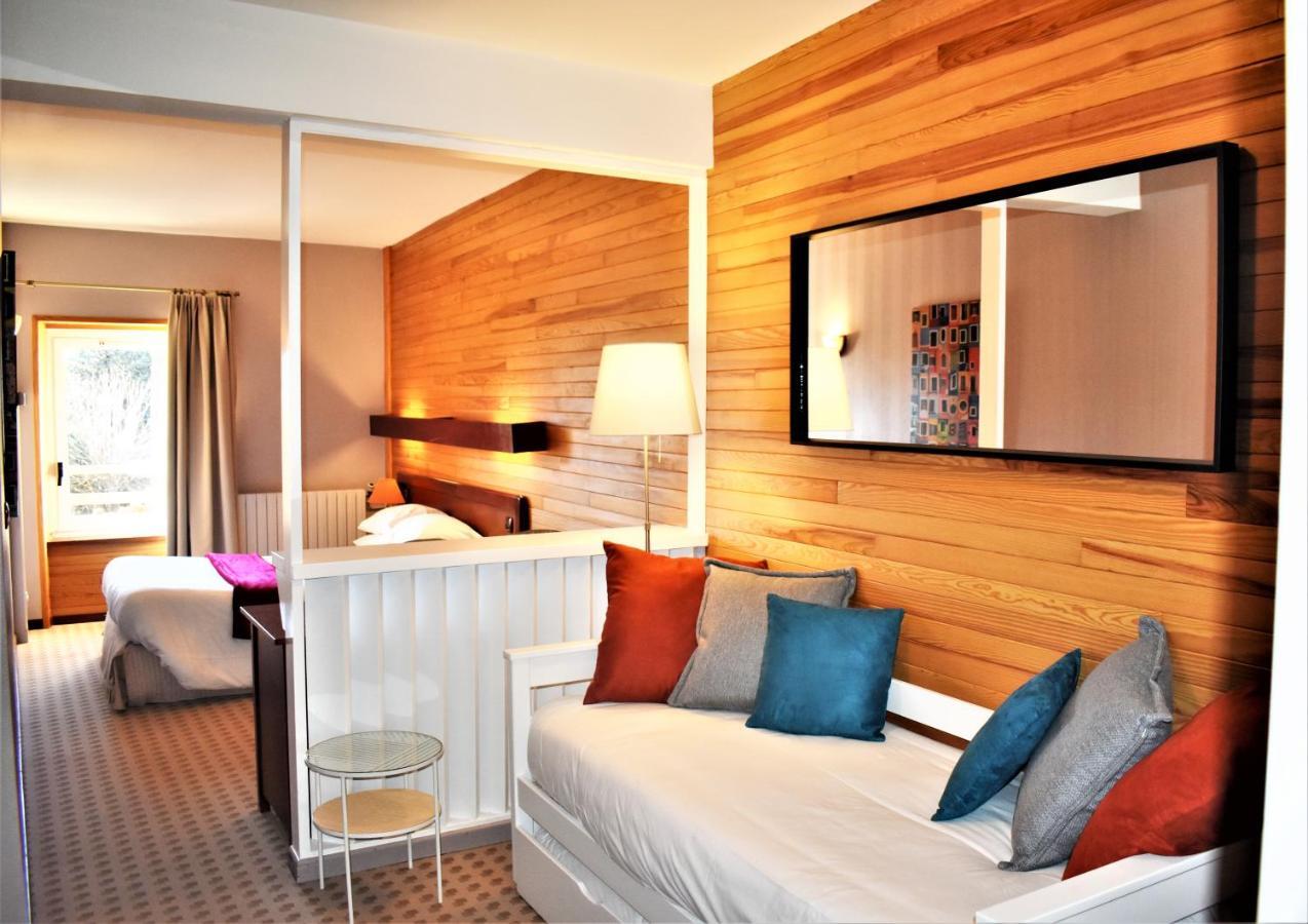 Hotel Corrieu La Llagonne ภายนอก รูปภาพ